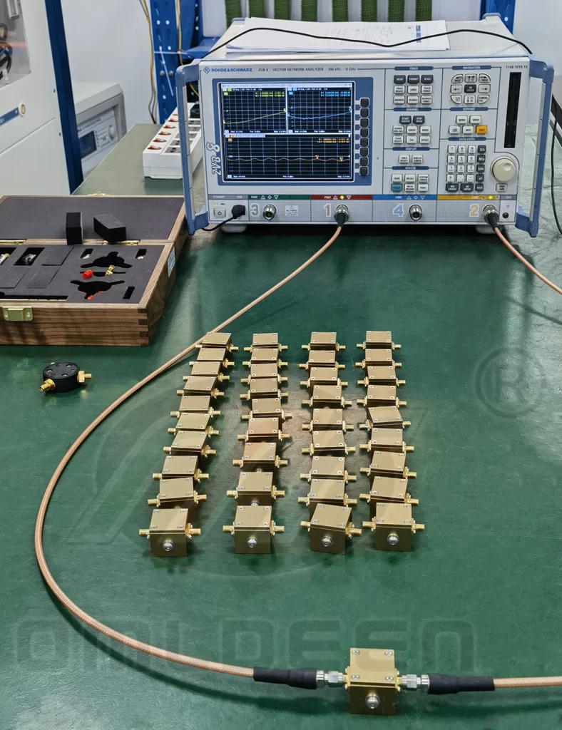 OMS-SMA-FF-4452 SMA@F/F 天馈防雷器Coaxial RF Surge Protectorλ/4,4.4-5.2GHz,30W,IP20,20kA,test-01
